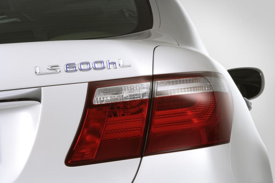  Lexus LS600h L 2007 года  (фото 157 из 224)